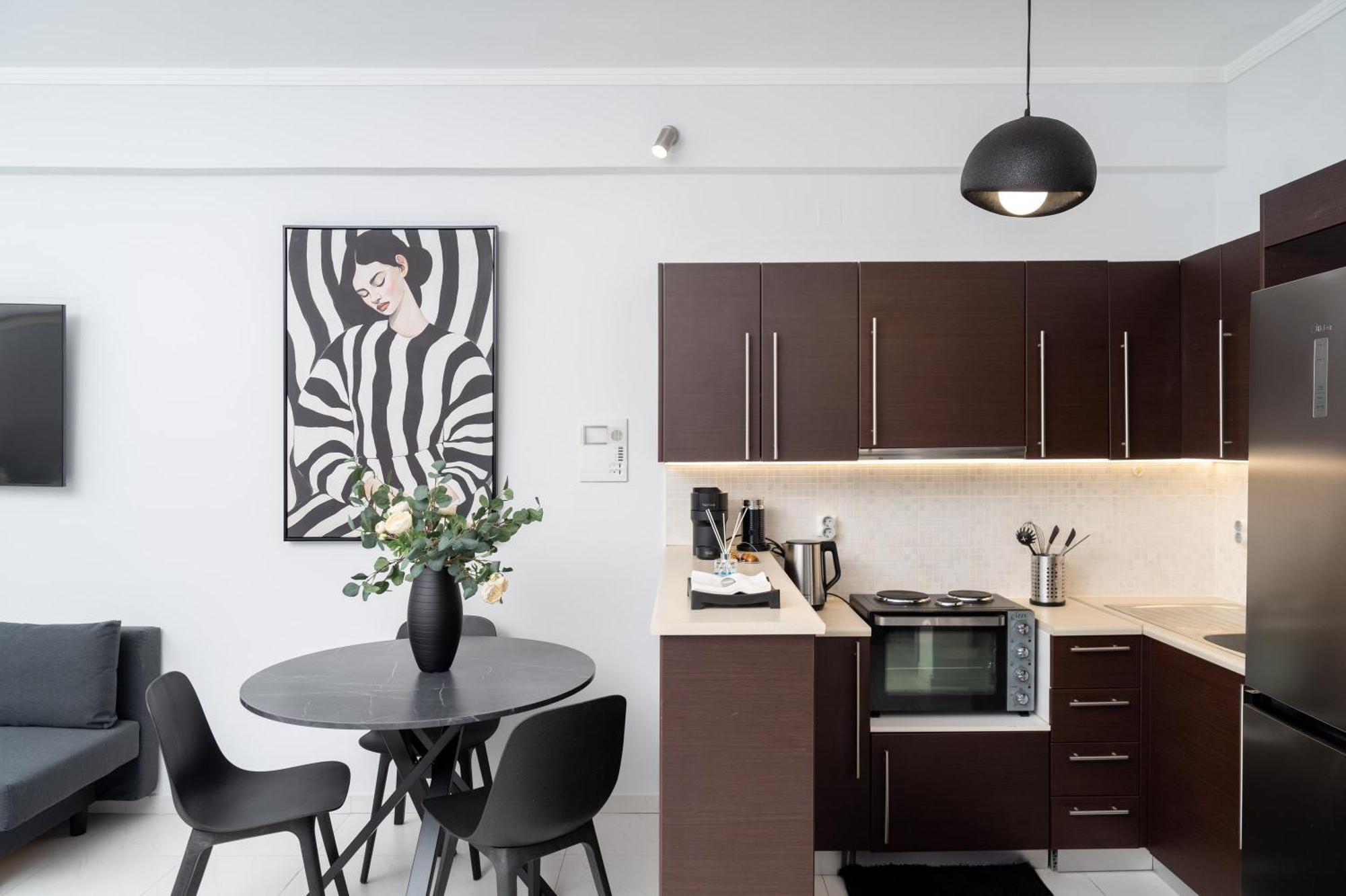 Byron Luxury Apartments Aigio Chambre photo
